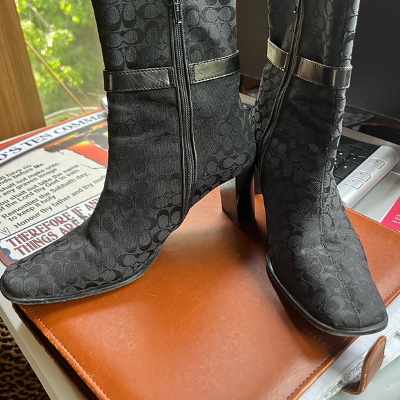 Size6 1/2 canvas logo midi calf coach boots - Picture 3 of 17